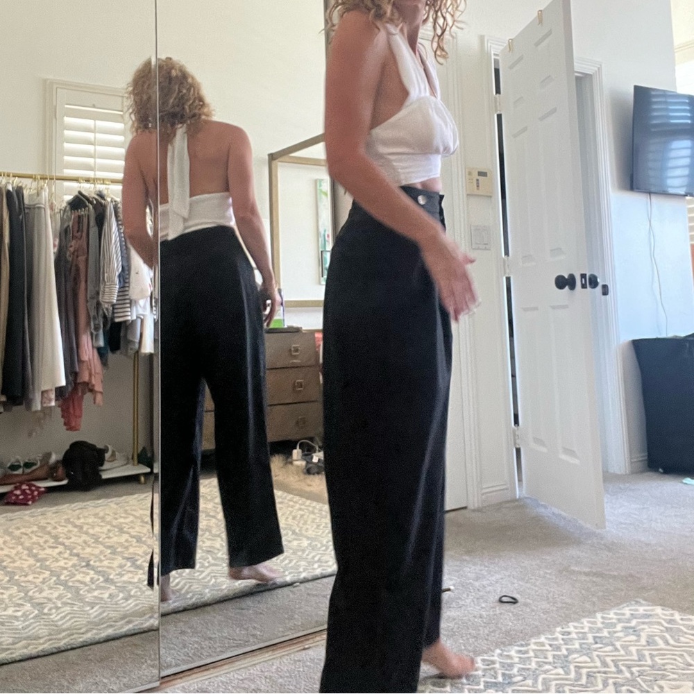 Black trousers